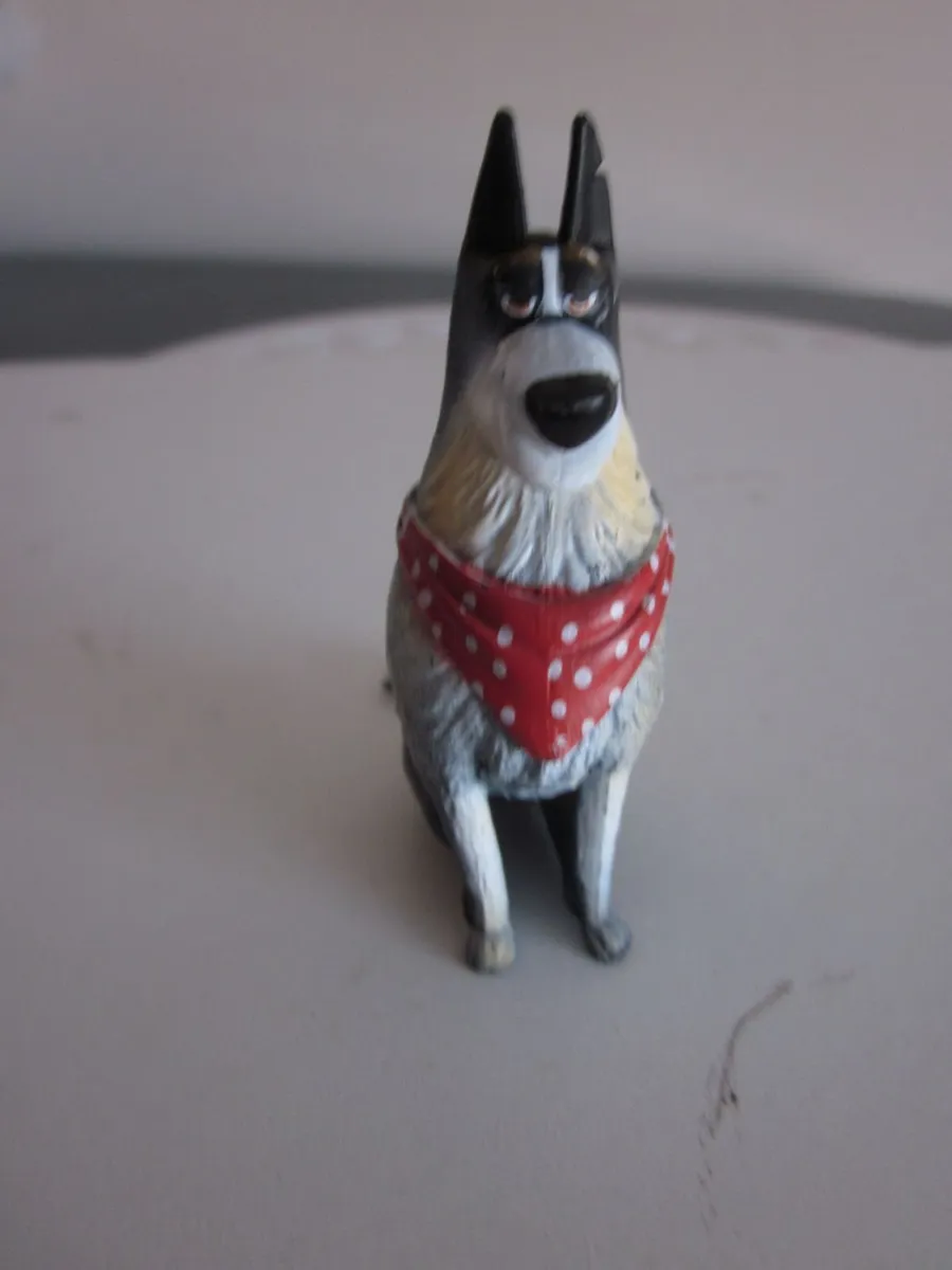 The Secret Life of Pets 2 Rooster PVC Figure - Image 1