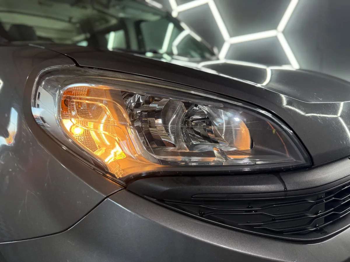 ◼️2017 FIAT DOBLO MAXI 5 SEATER CREWCAB◼️ - Image 4