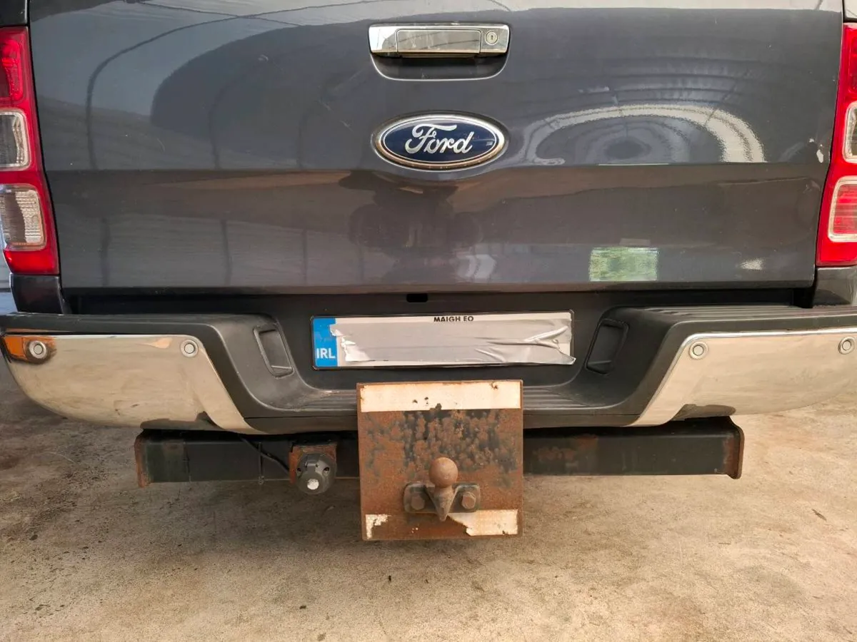 Ford Ranger Hitch (original) - Image 1