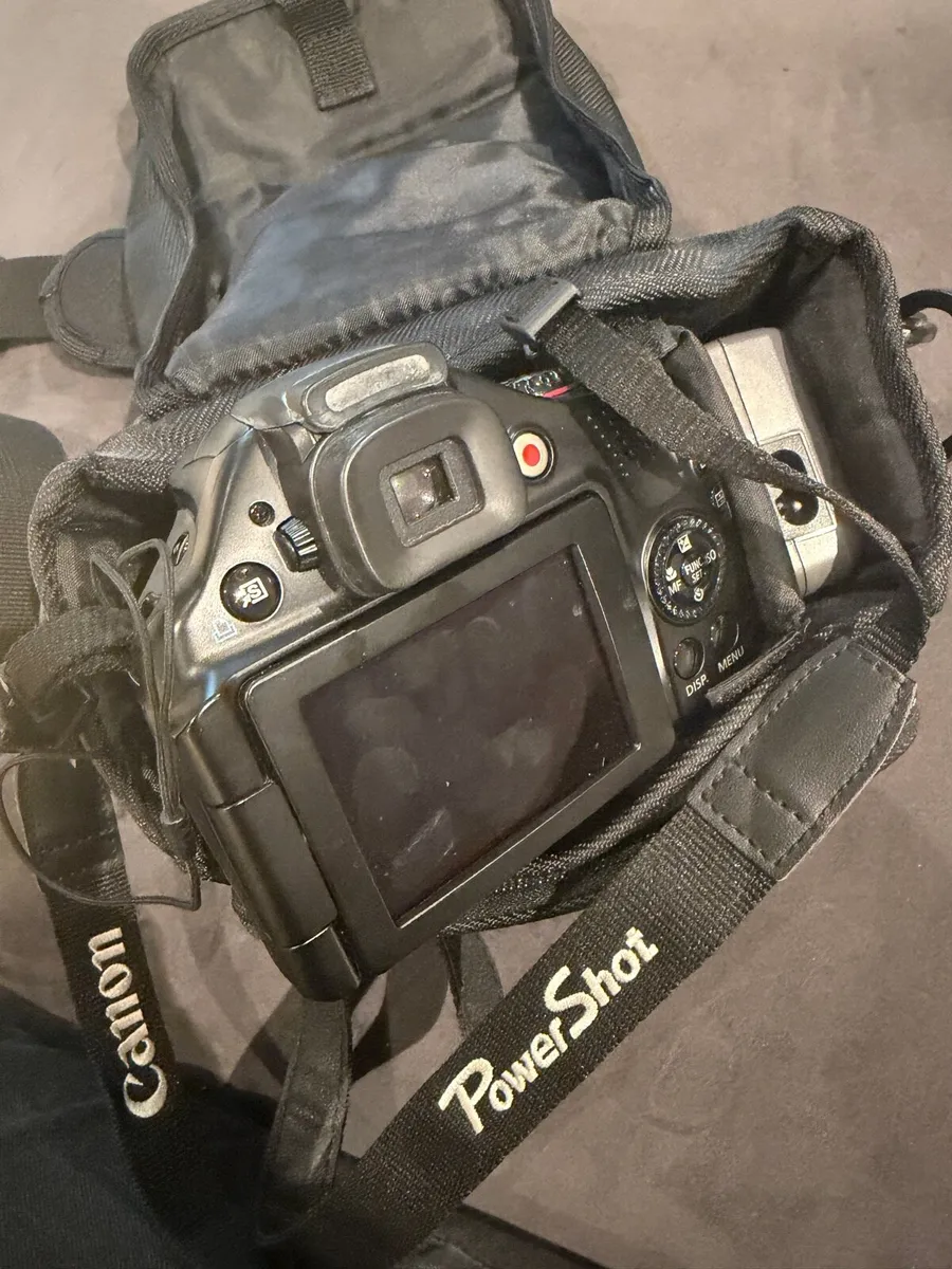 Canon PowerShot Sx30 IS Camera-35x Zoom+ChargerBag - Image 3