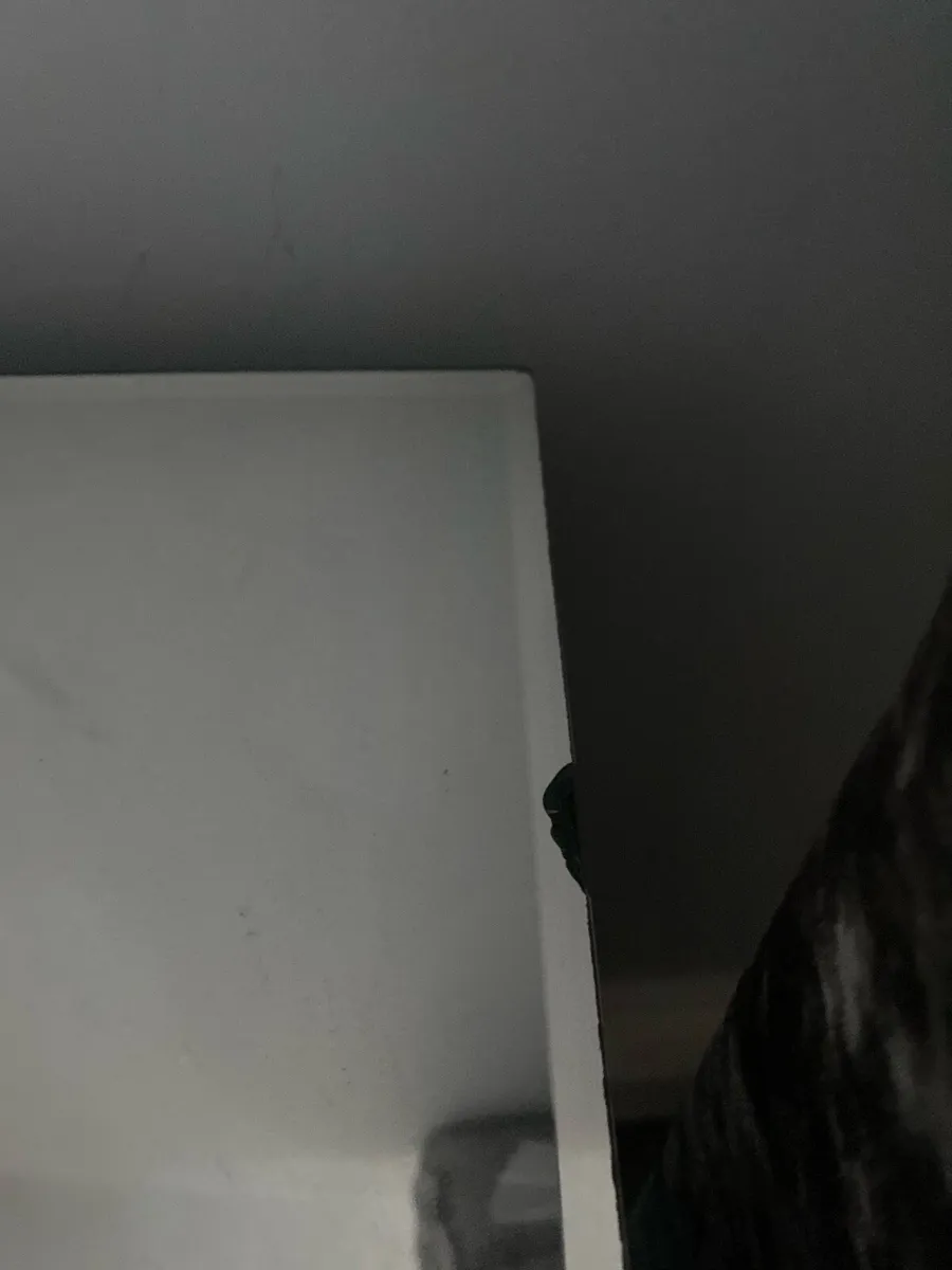 Mirrored Lockers - Image 4