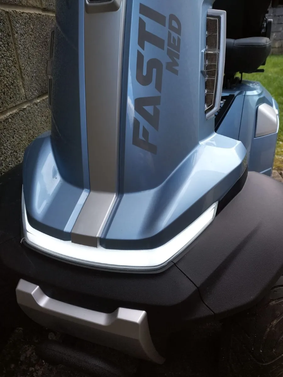 Mobility scooter - Image 1