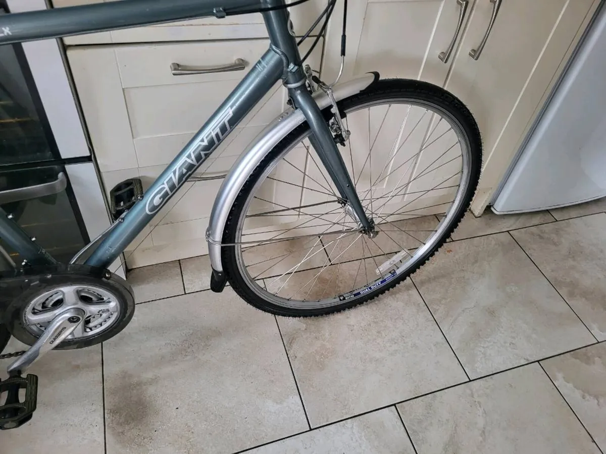 Mens bike xl like new - Image 3