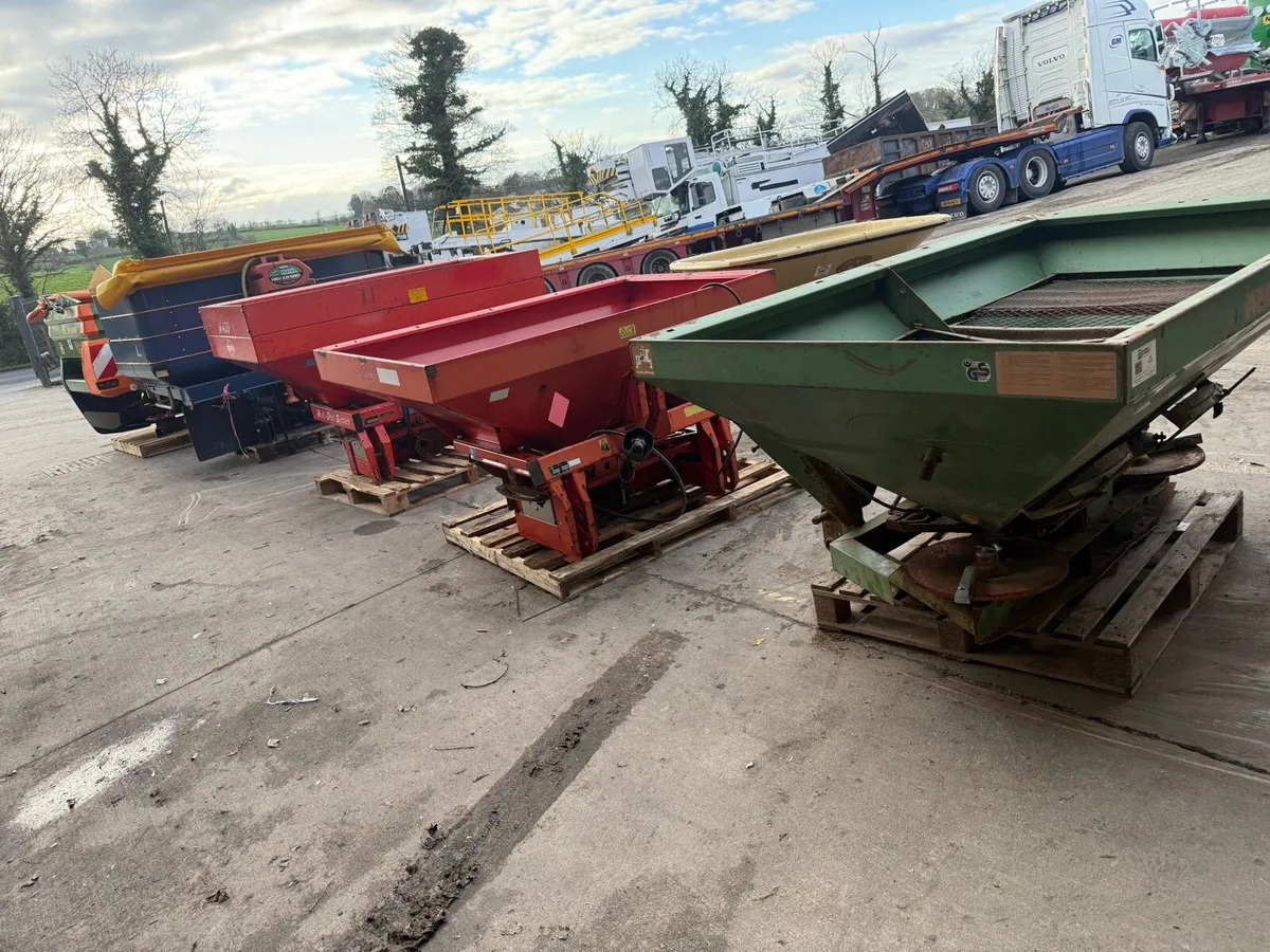 Fertiliser sowers - Image 4