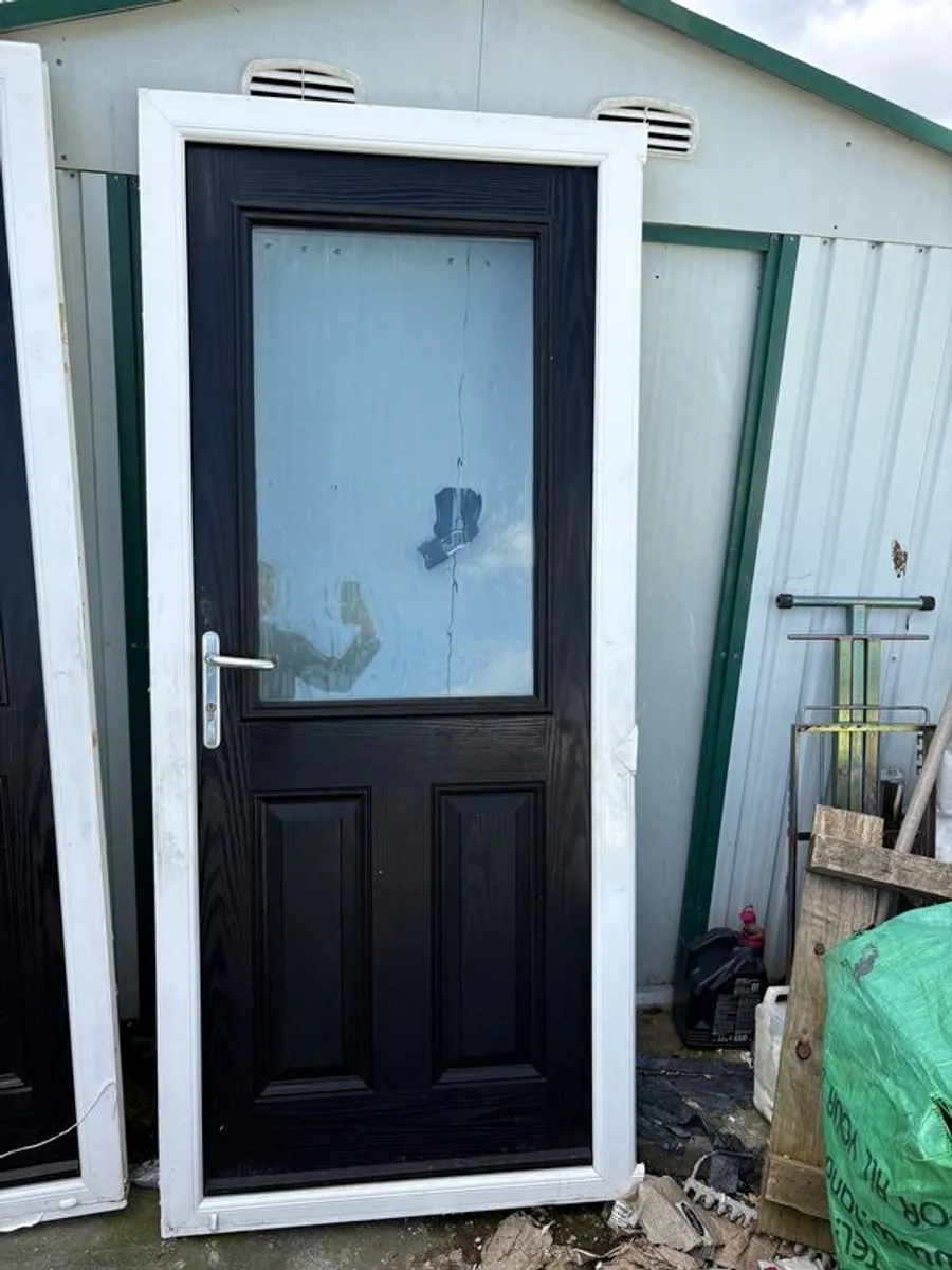 composite door - Image 1