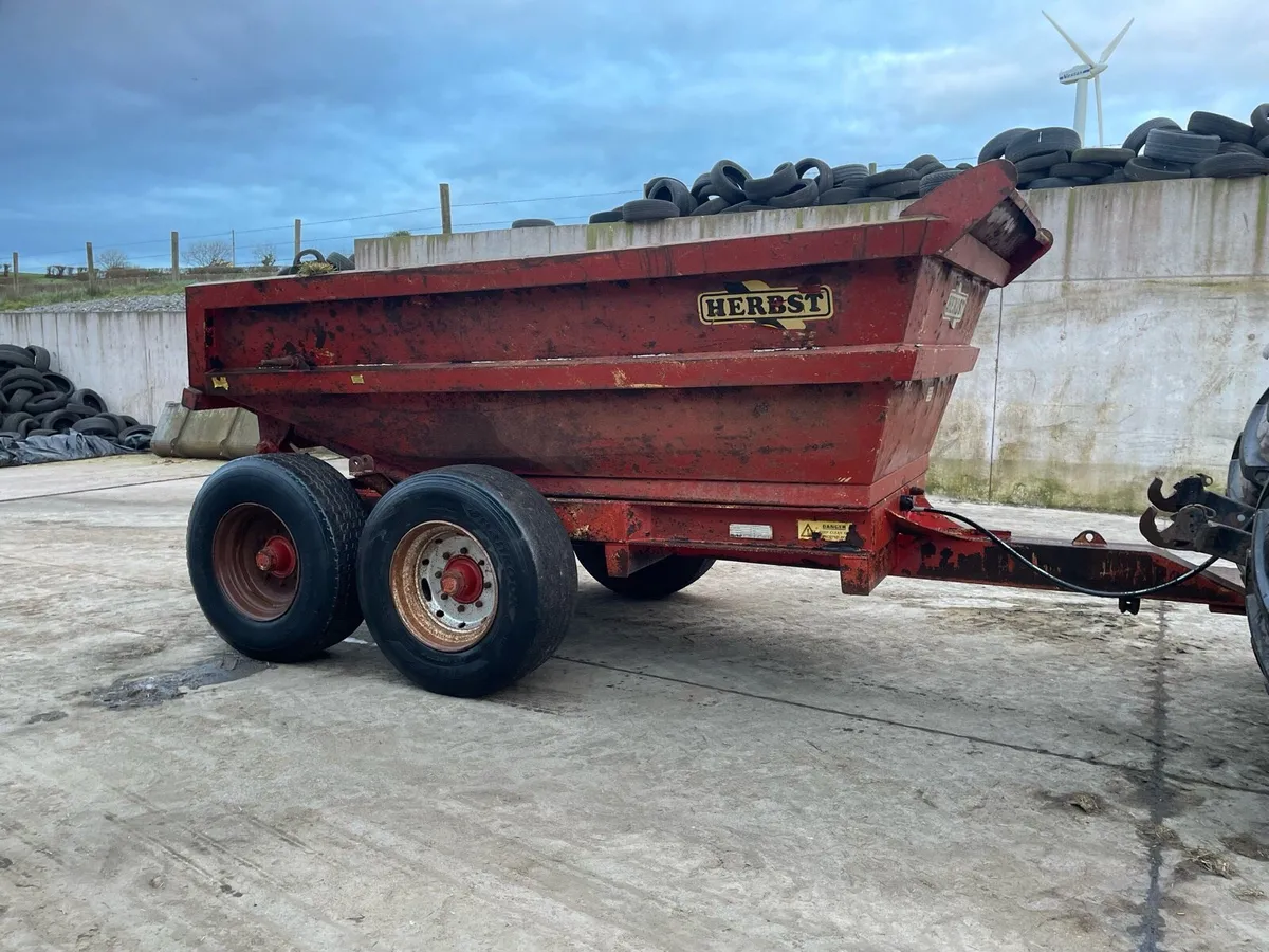 Dump trailer - Image 2