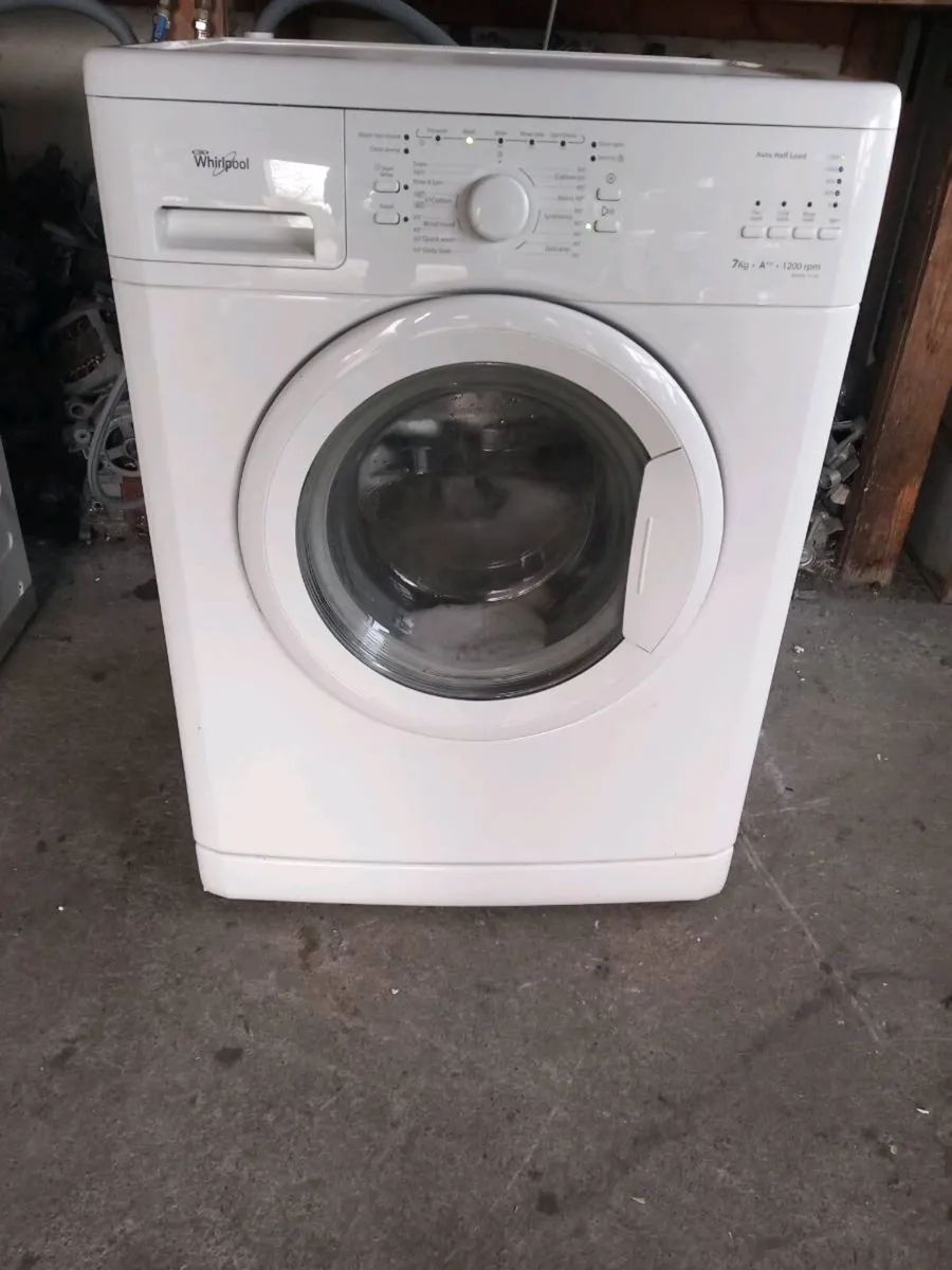 Whirlpool 7kg washing machine - Image 1