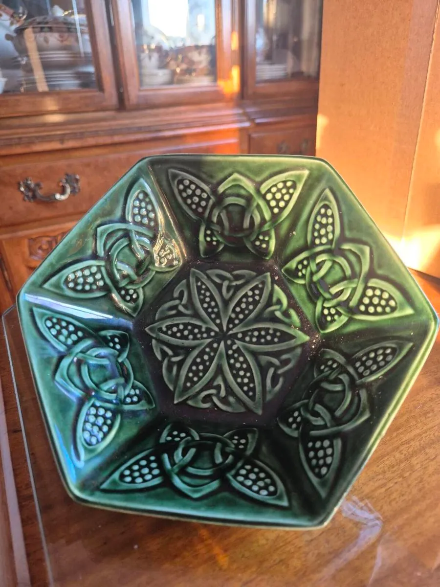 Arklow bowl - Image 1