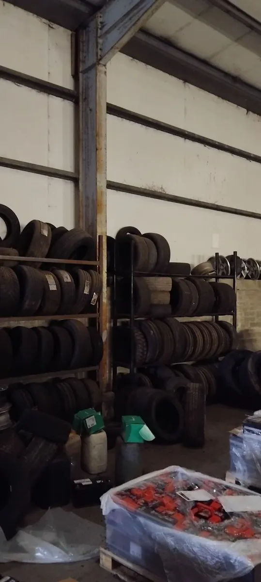 Part worn car tyres,truck,tyres,industrial tyres, - Image 1