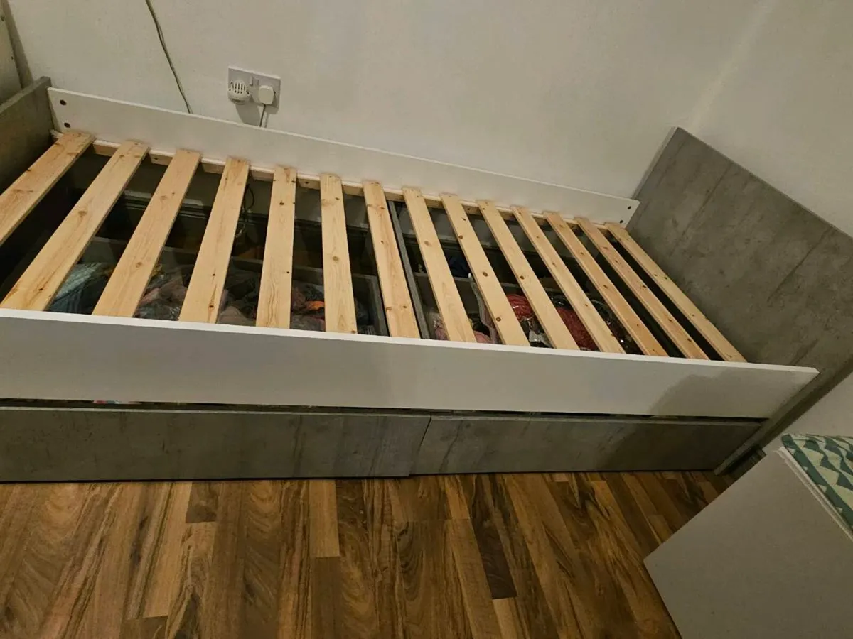 Single Storage Bed - Image 1