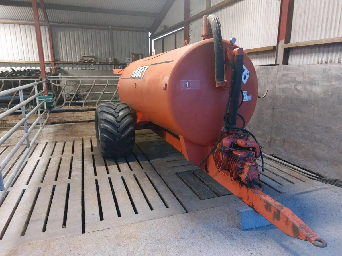 1100G Abbey Tanker - Image 4