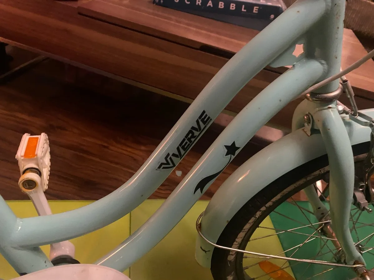 Verve child’s Bicycle - Image 4