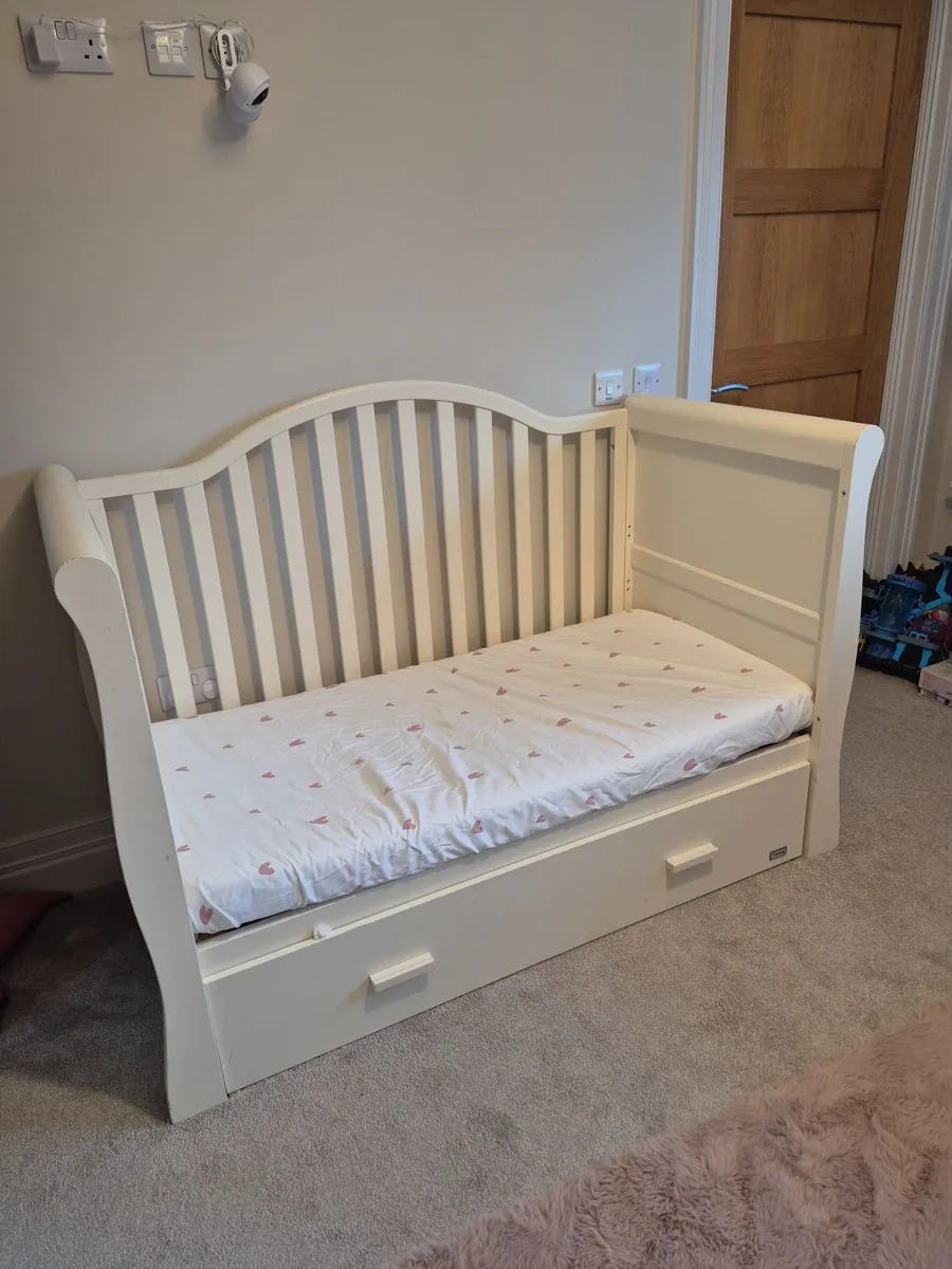 Oslo slay cotbed - Image 3