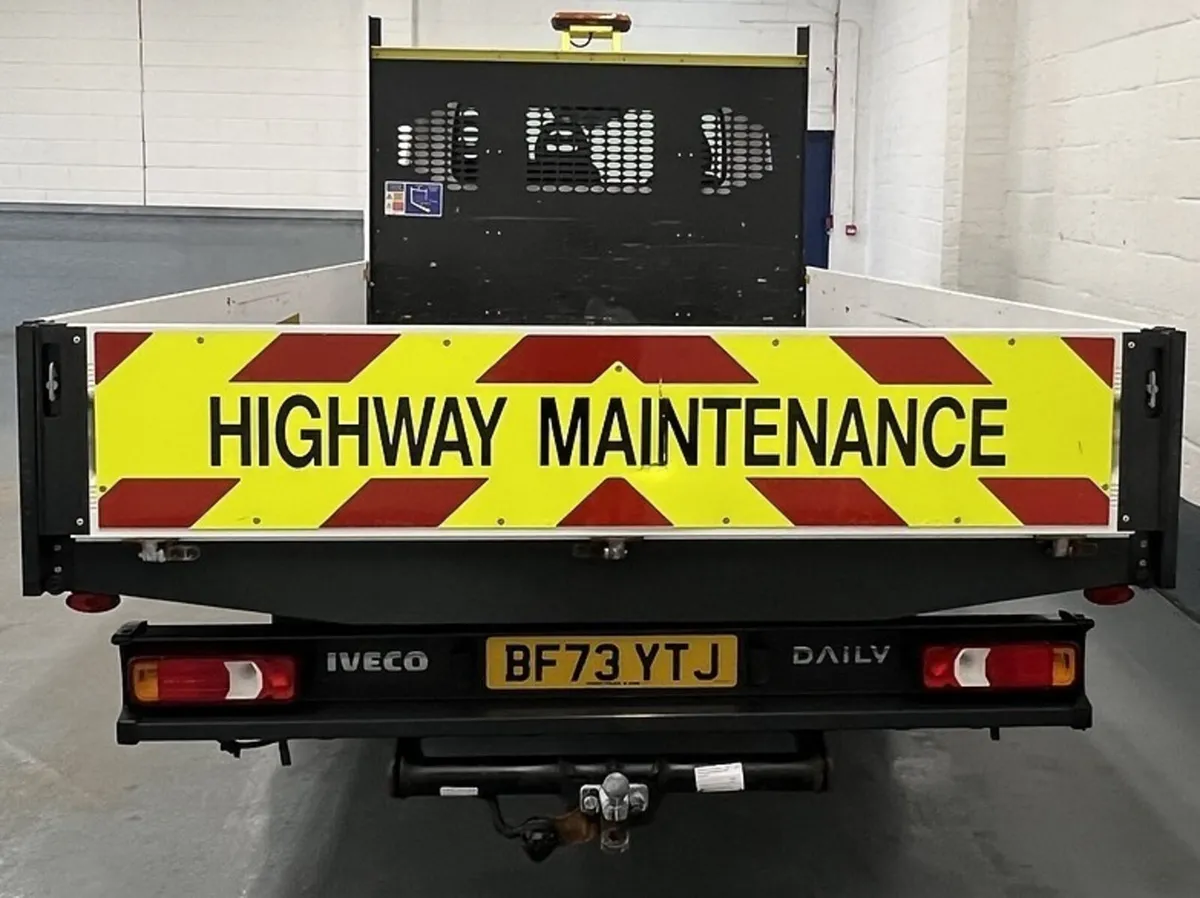 2023 Iveco Daily Dropside Van - Image 2