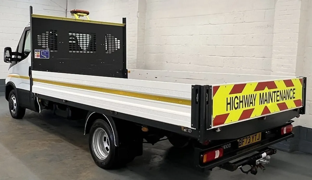 2023 Iveco Daily Dropside Van - Image 4