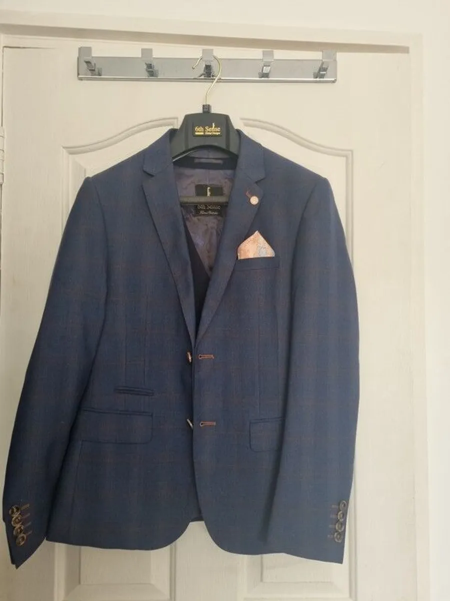 3 piece suit - Image 1