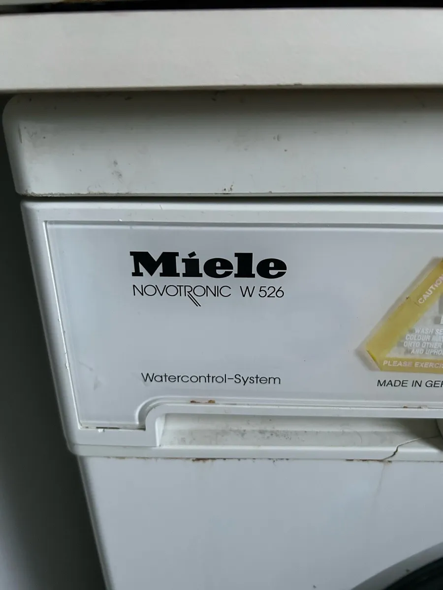 Miele Novotronic W526 Washing Machine - Image 4
