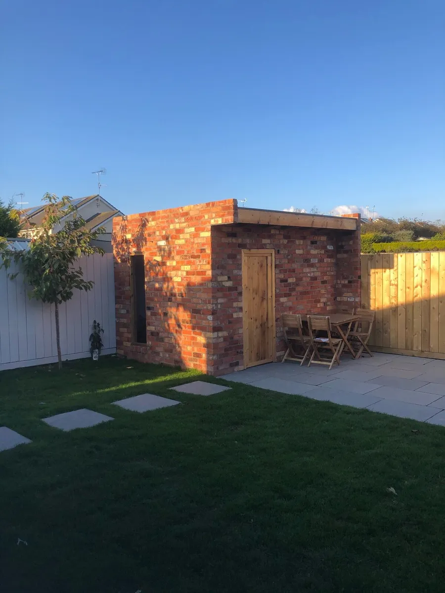 Bricklayers - Image 1