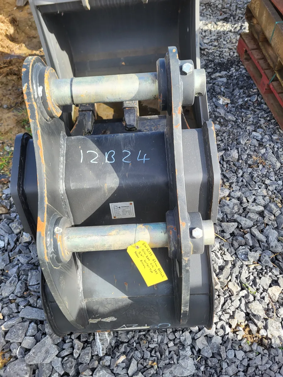 New 2ft Rinox 65mm pin digging bucket - Image 2