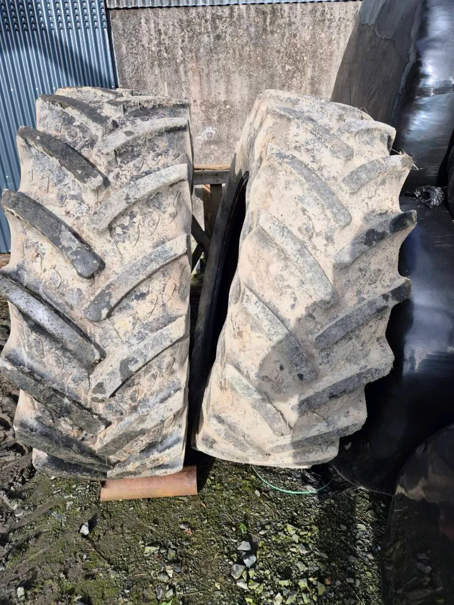 Tractor tyres - Image 3