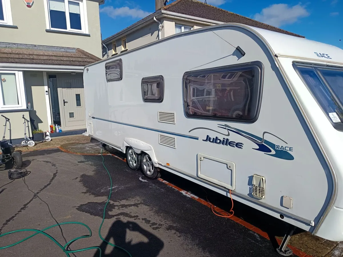 Ace jubilee caravan - Image 1