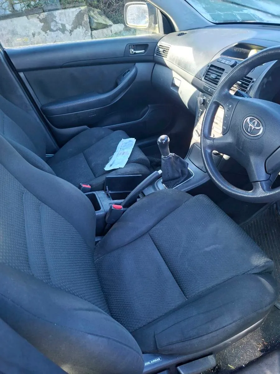 TOYOTA AVENSIS 2006 - Image 4