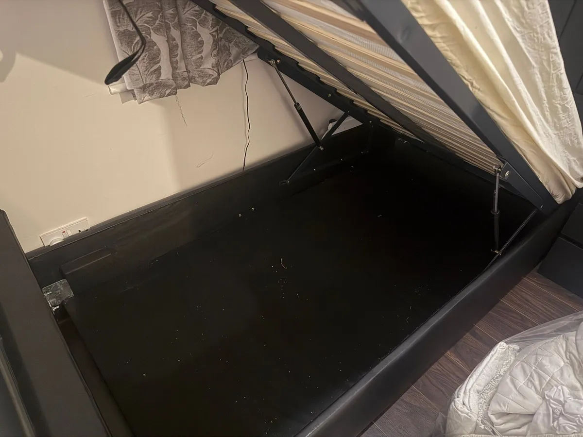 Single Size Bed Frame with Gaslift Storage - Image 4