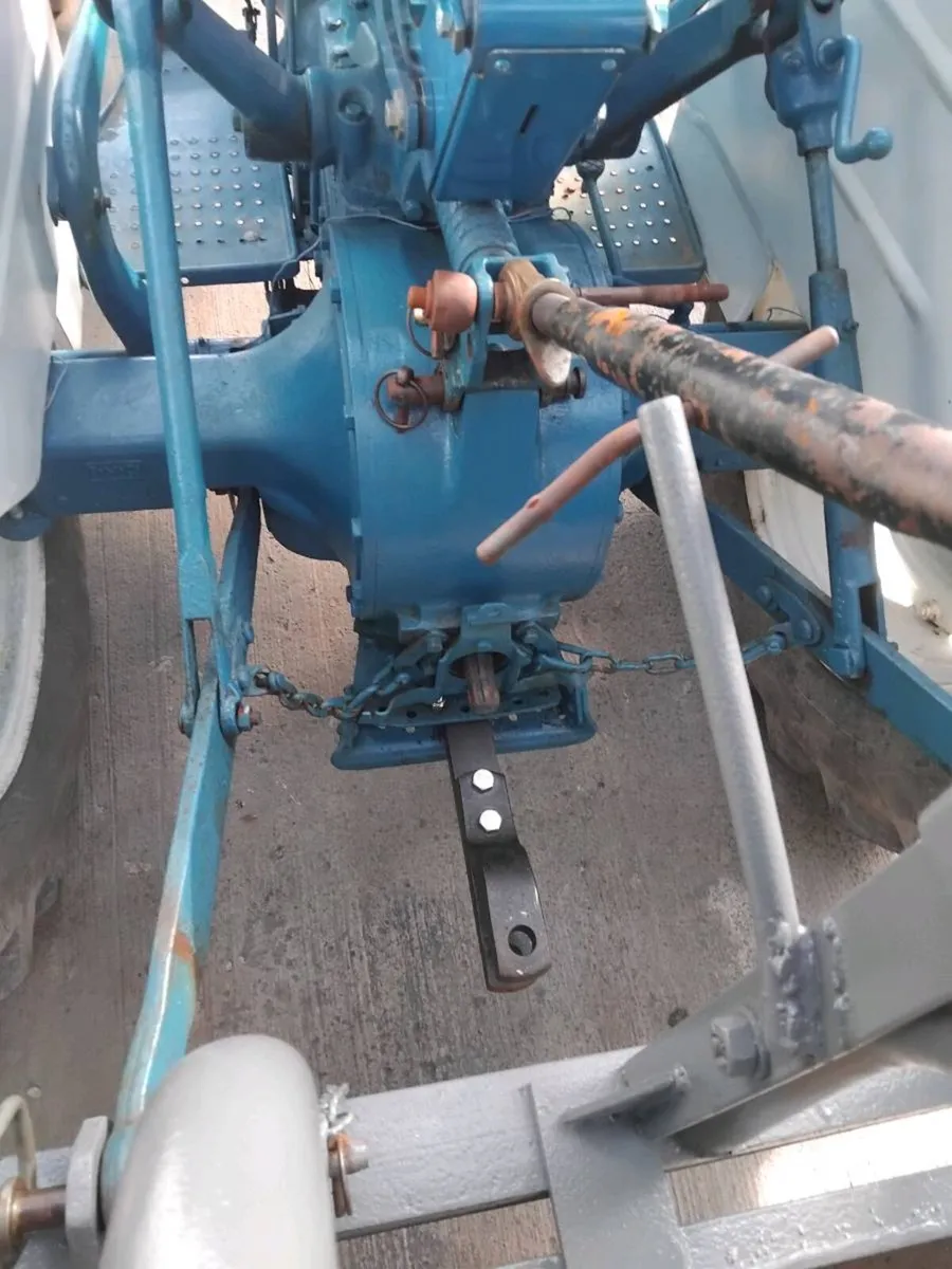 Vintage tractors - Image 4