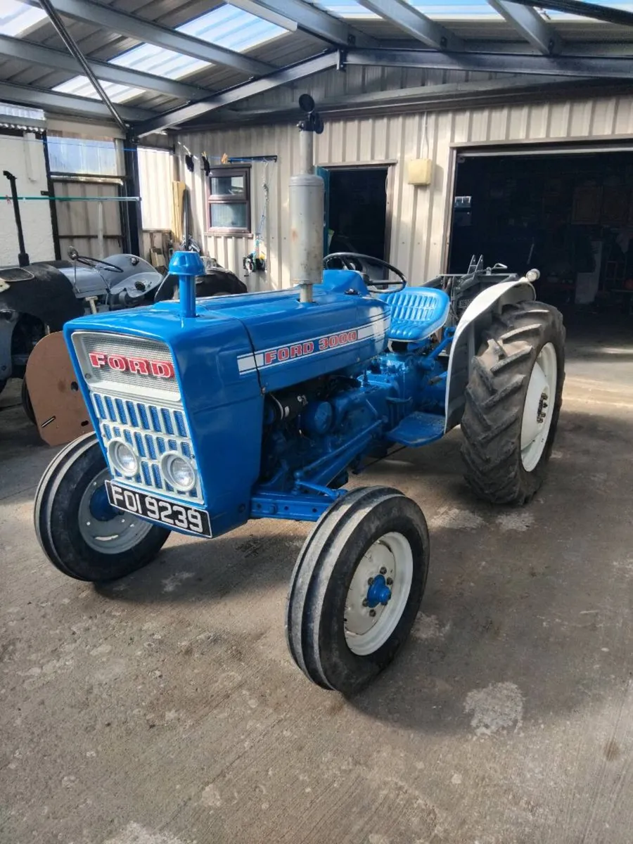 Vintage tractors - Image 1