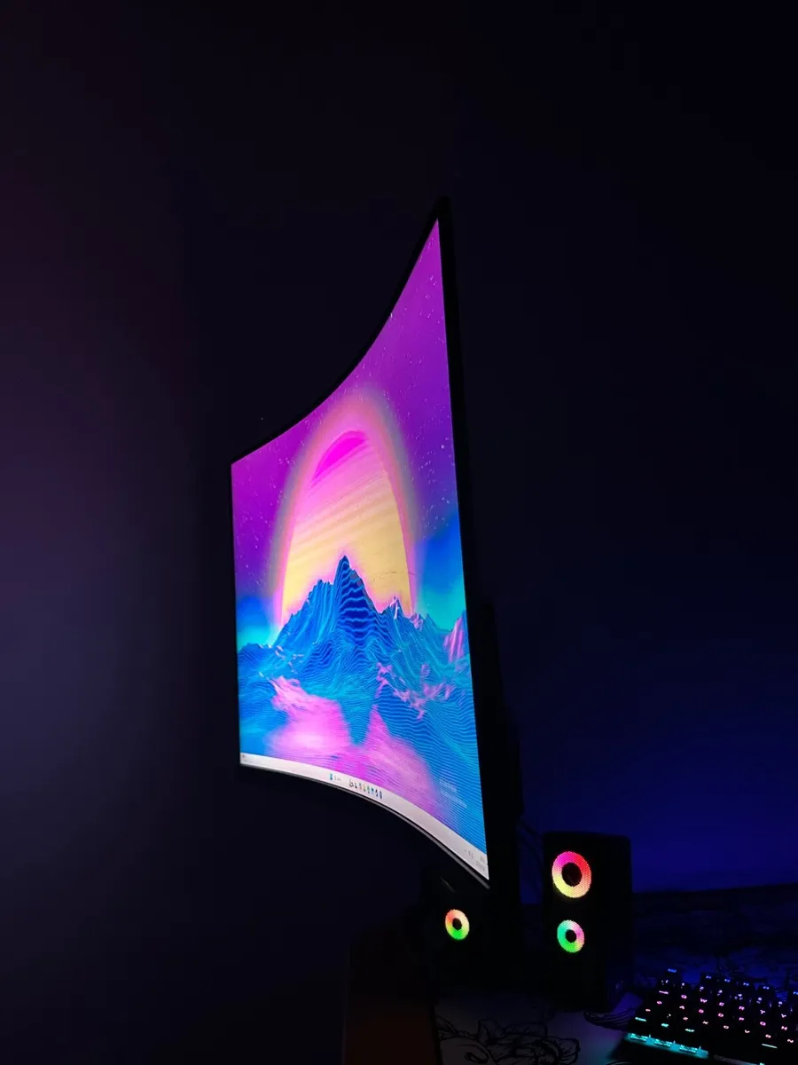 MSI Gaming Monitor - Image 2