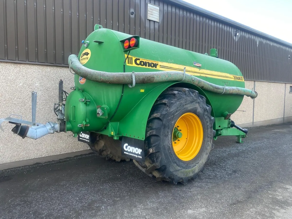Slurry tanker - Image 1