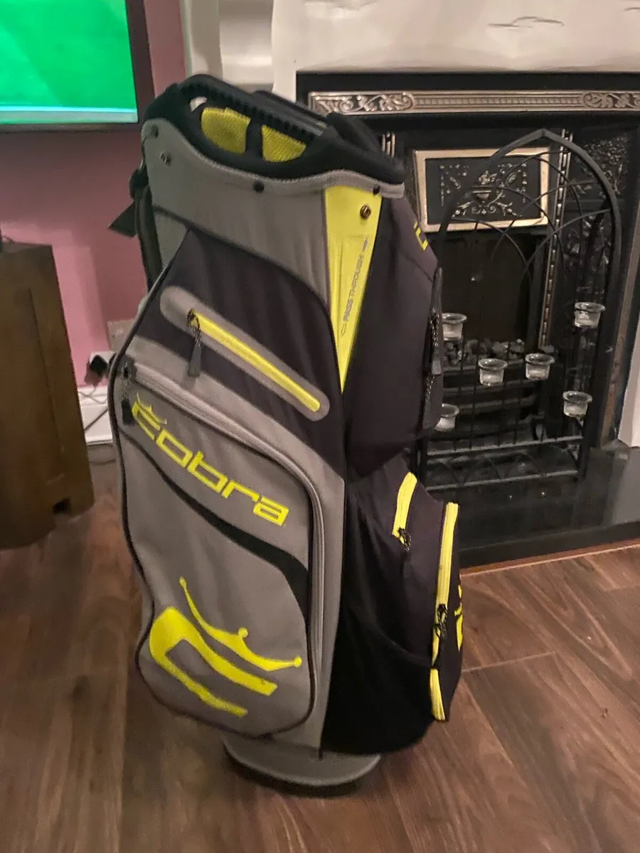 Cobra golf bag - Image 2
