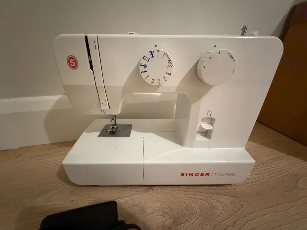 Sewing Machine - Image 2