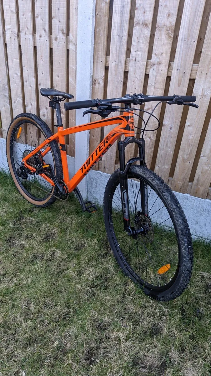 Shimano deore 12 speed mountain bike - Image 1