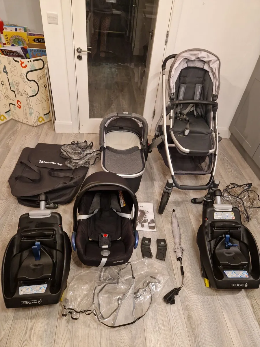 Uppababy Vista V2 Travel System - Image 1