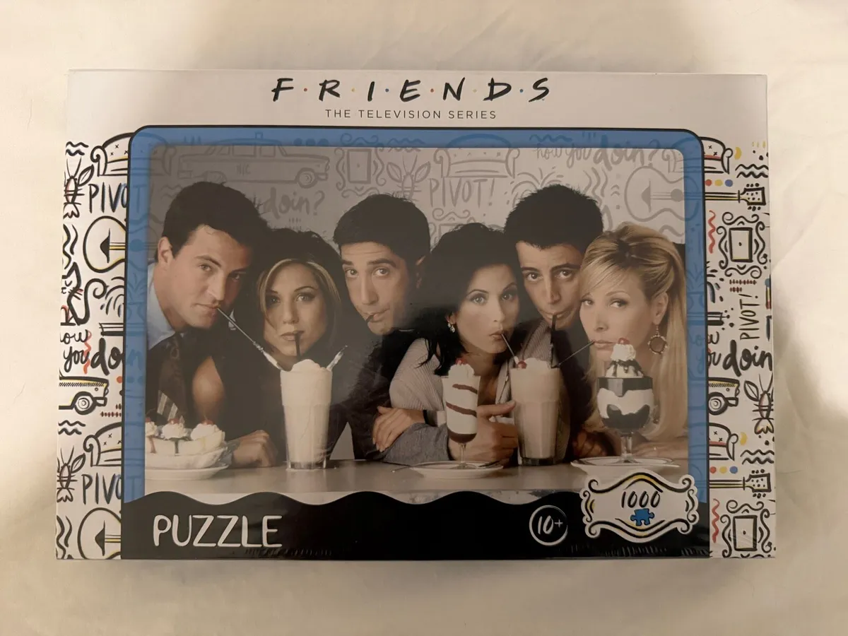 Friends Jigsaw Puzzle 1000 - Piece - Image 1