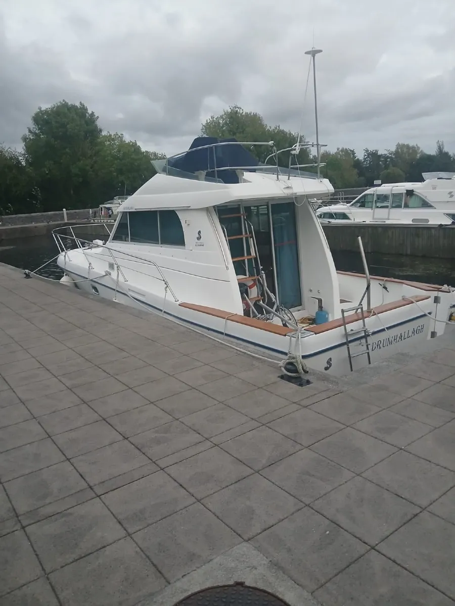 Beneteau Antares 10.80 Boat - Image 4