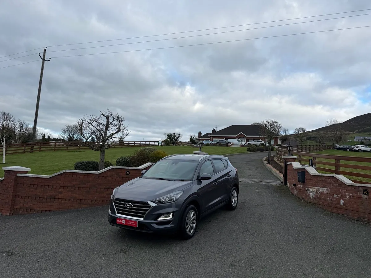 2018 Hyundai Tucson - Image 2