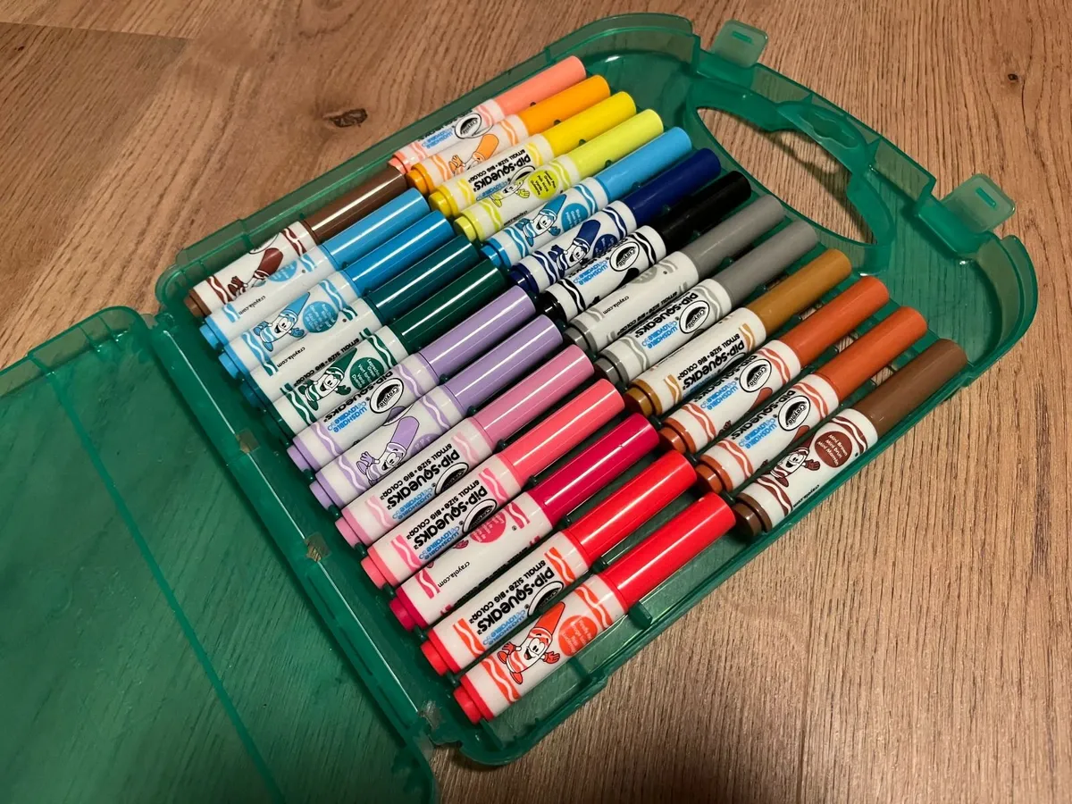 Crayola Pip Squeak Markers w/ Case - Image 1
