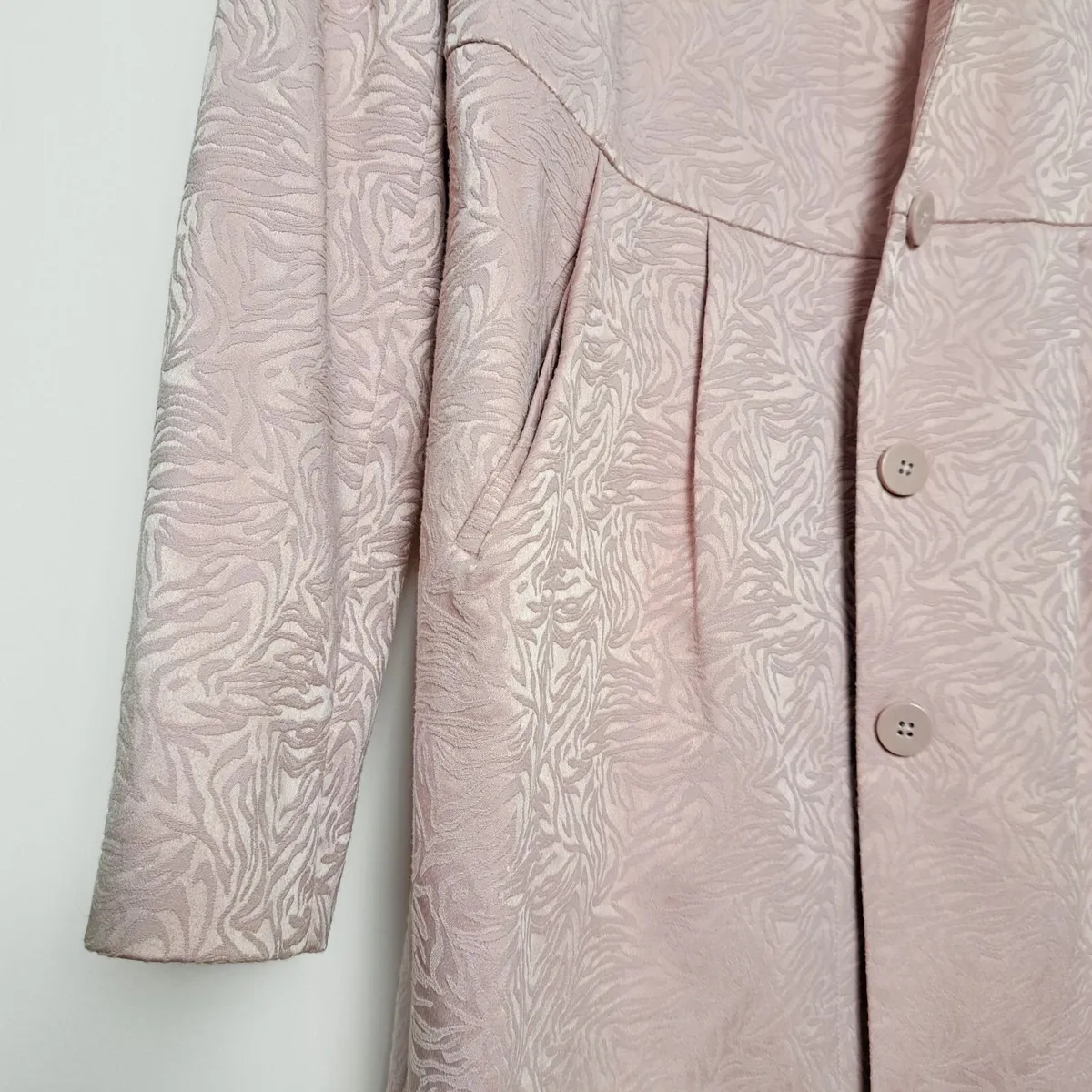 Edina Ronay Blush Pink Embossed Pattern Coat L/XL - Image 4