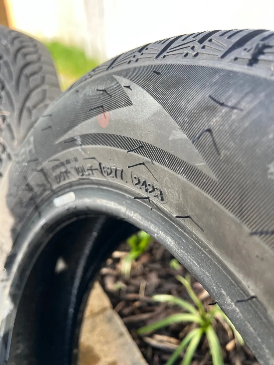 Car winter tyres - Image 1