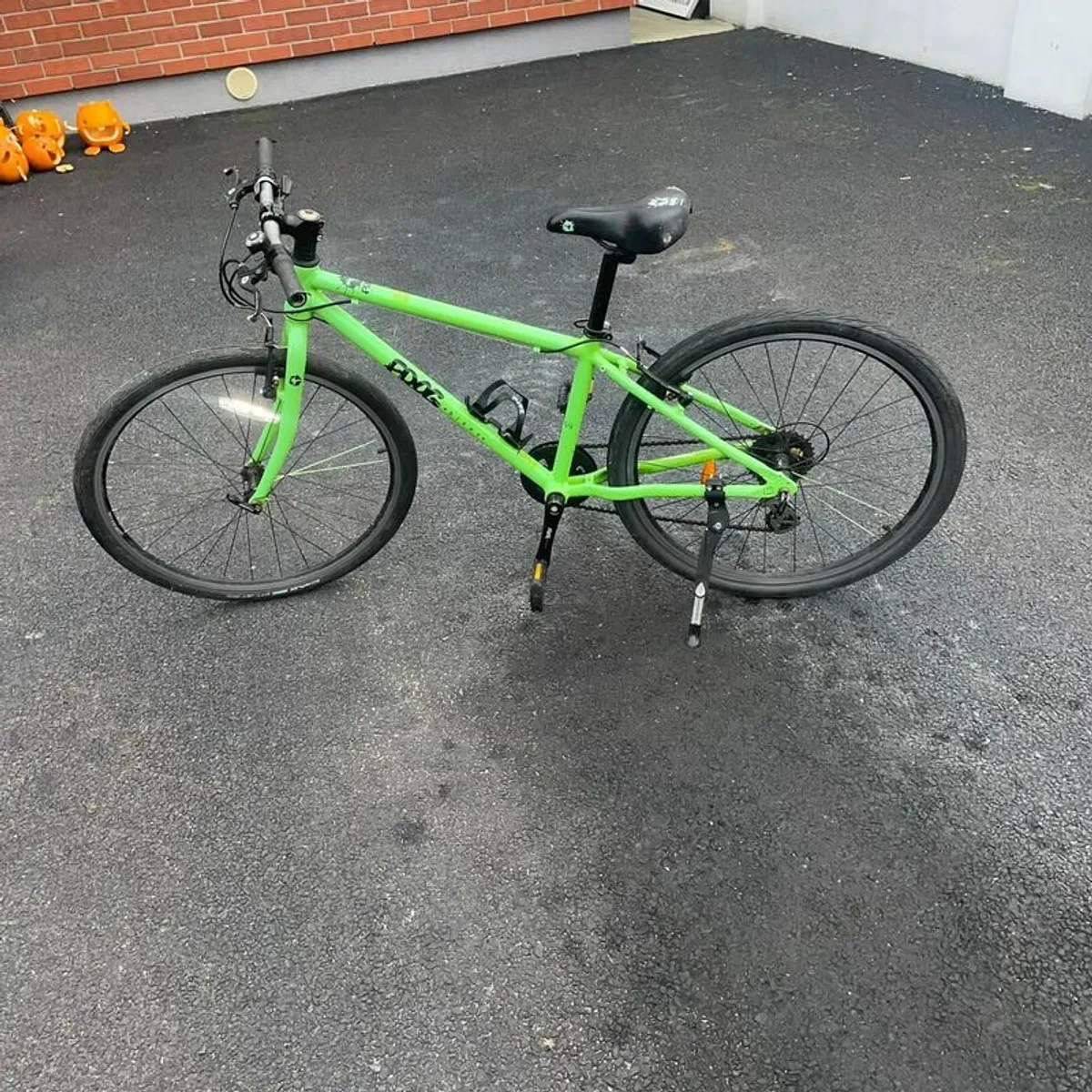 Frog 69 Green Kids Bike (10yrs +) - Image 1