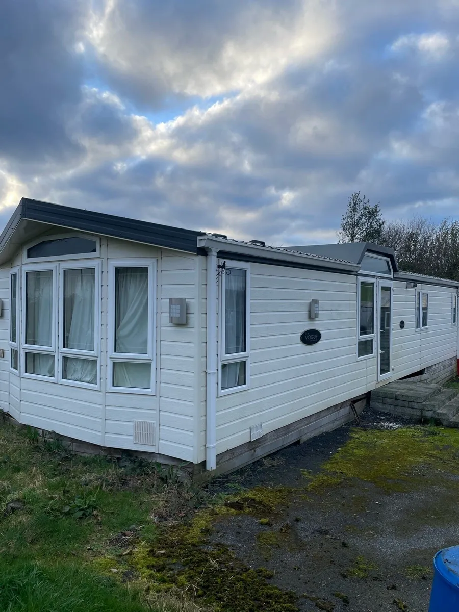 40x14 mobile - Image 1