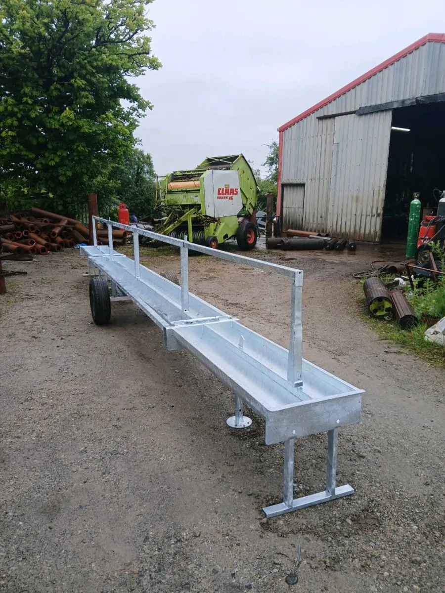 Mobile cattle trough - Image 1