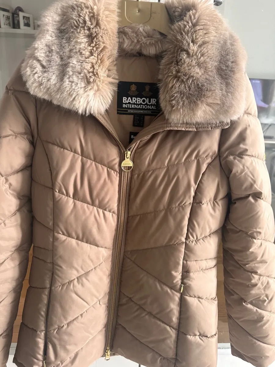 Women’s Barbour Quilted Jacket - Image 1