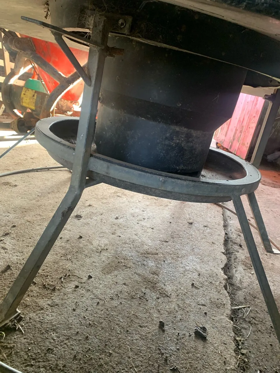 Sheep hopper feeder - Image 3