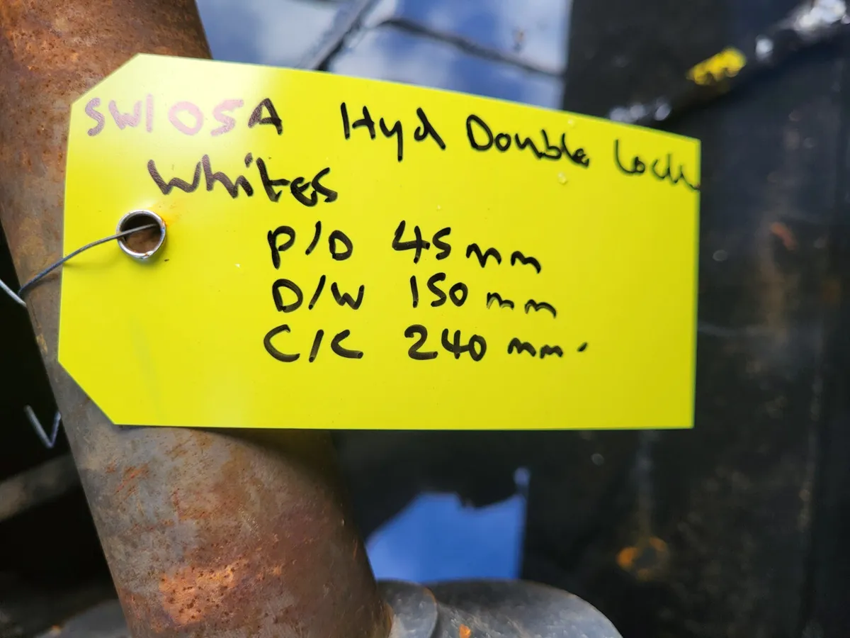New 45mm Whites hydraulic quick hitch - Image 4