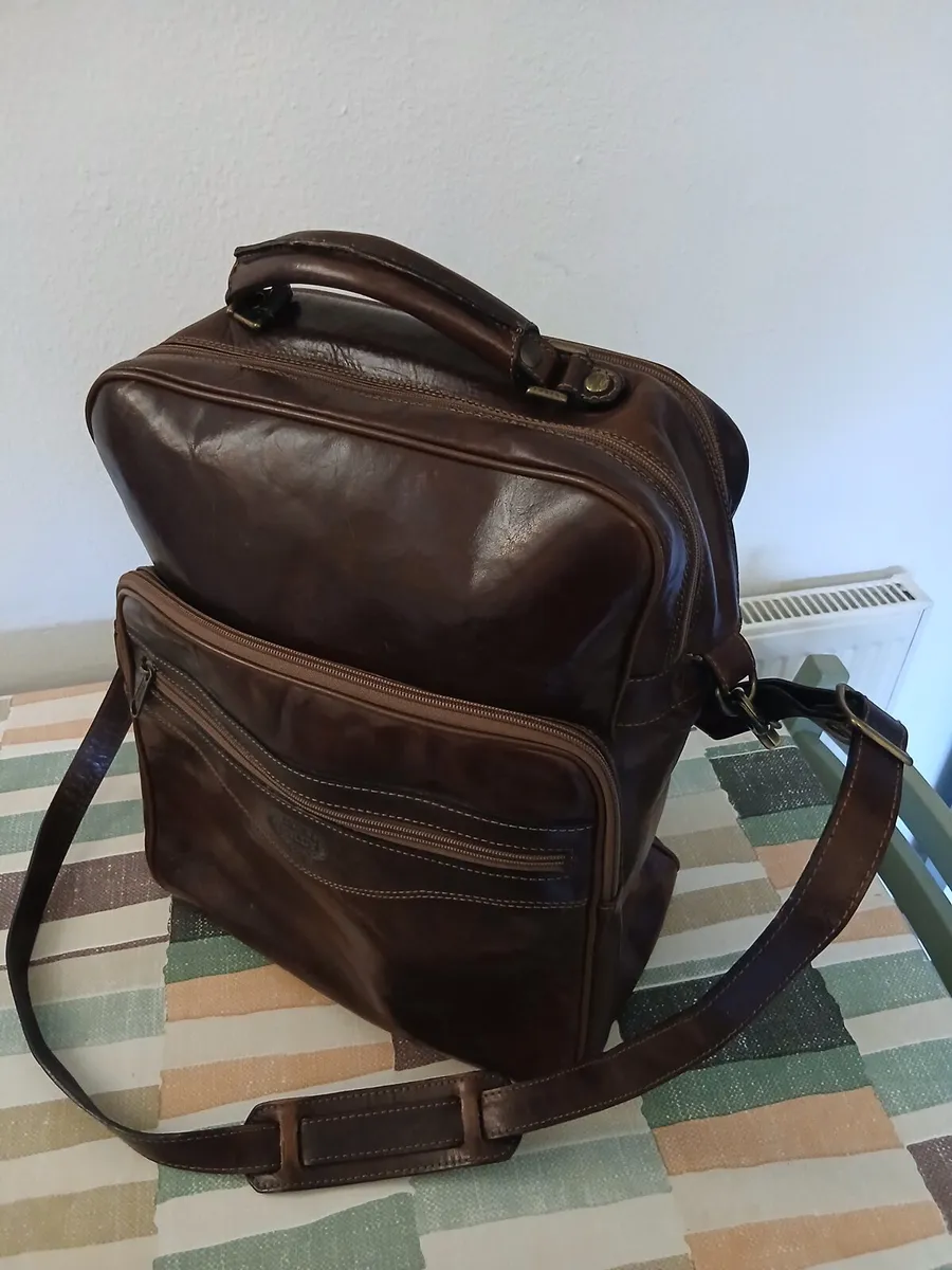 Vintage GIUDI Italian Leather Travel/Sacthel Bag - Image 4