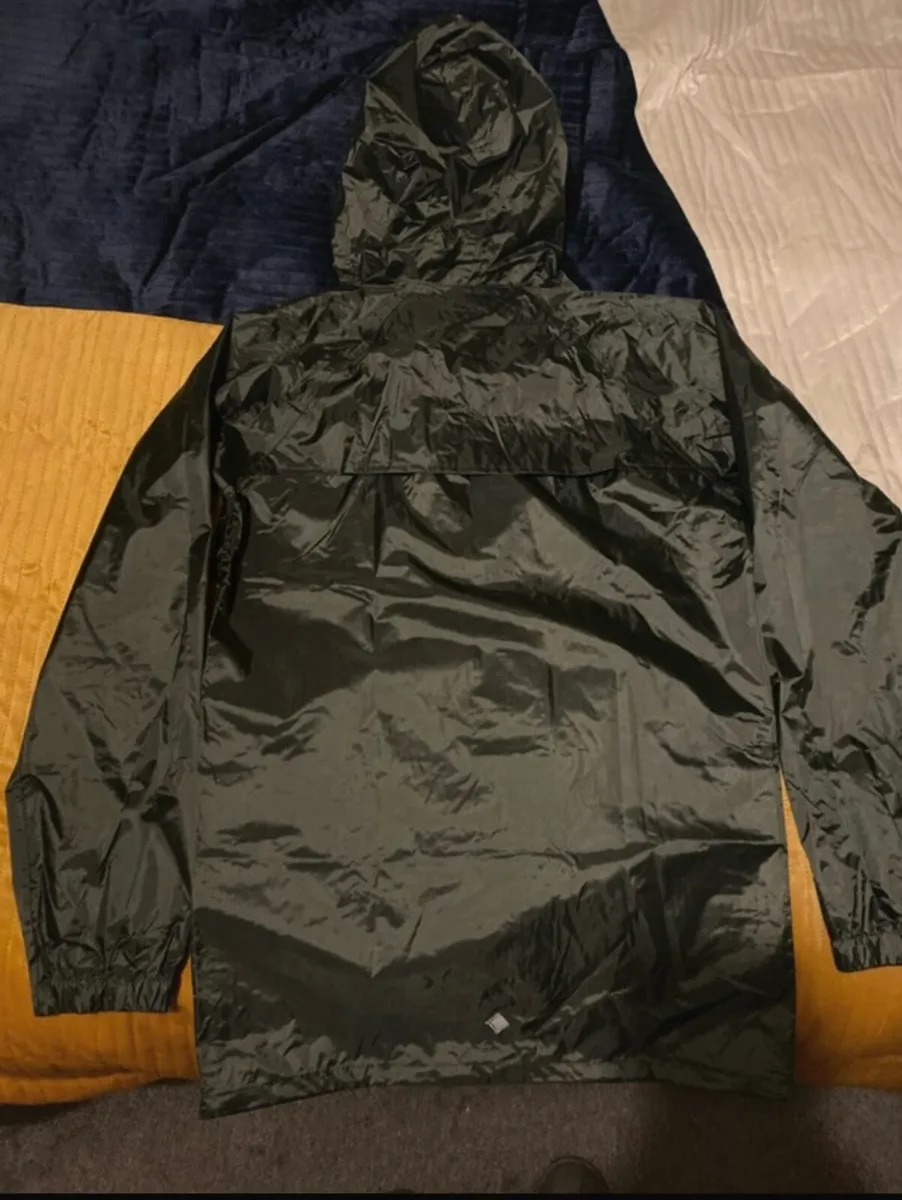 Regatta Waterproof Jacket - Image 4