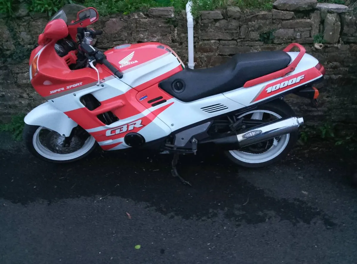 Honda CBR1000F 1990. - Image 4